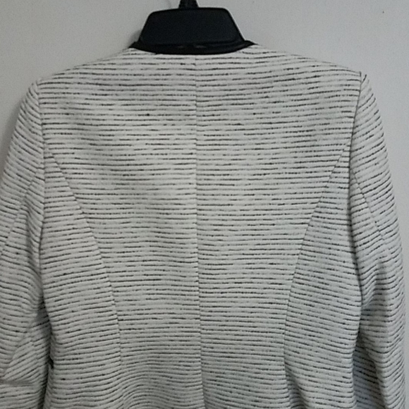 Karl Lagerfeld Blazer - Picture 9 of 14